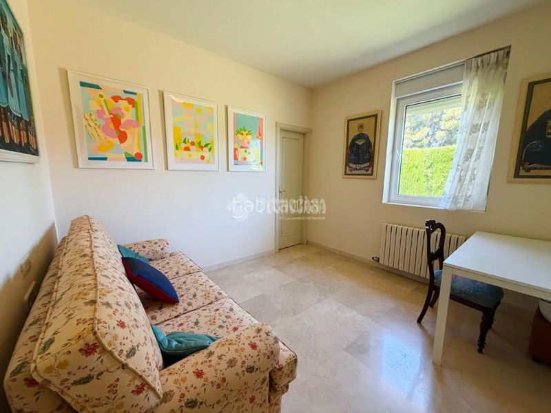 Foto 4a62a6fd-3ec9-464a-8eaf-3e002e1e754f. Casa amb aparcament piscina a Garrapinillos Zaragoza
