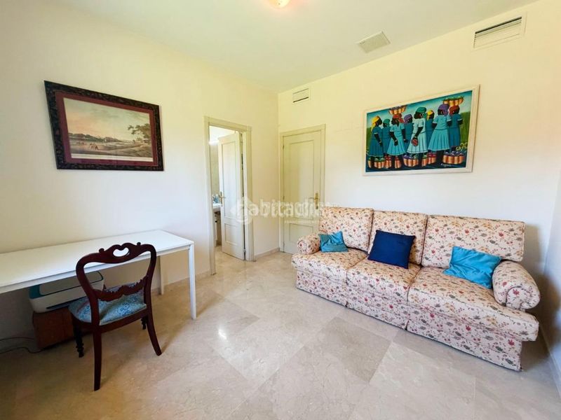 Foto b21da5c2-839b-4092-a509-8a61b99edfe7. Casa amb aparcament piscina a Garrapinillos Zaragoza
