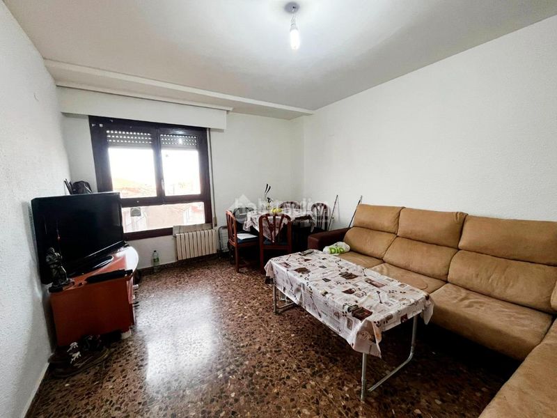 Foto 76eb4c1a-ad3d-4374-b1d5-86729386bca5. Piso  en venta en Alagón