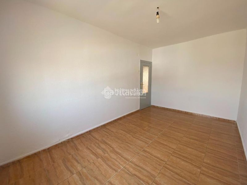 Foto 406f5129-095a-40a3-8639-73a71c190325. Piso  en venta en Utebo