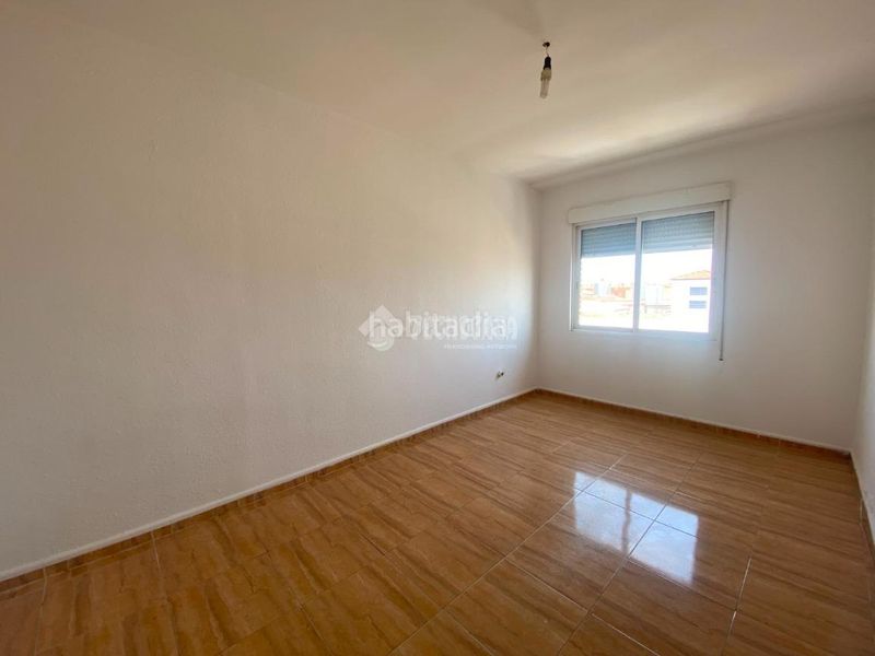 Foto f950d2e4-82a2-4eb1-8394-eb2422d179a4. Piso  en venta en Utebo