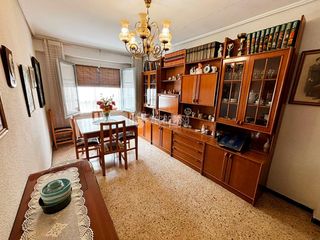 Flat in Utebo. Piso en venta en utebo