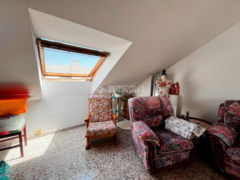 Foto 78a7525c-8a9a-4c53-9a62-d0edc27f7faa. Casa pareada casa en venta en Garrapinillos Zaragoza