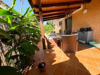 Casa aparellada a Garrapinillos. Casa en venta en zaragoza