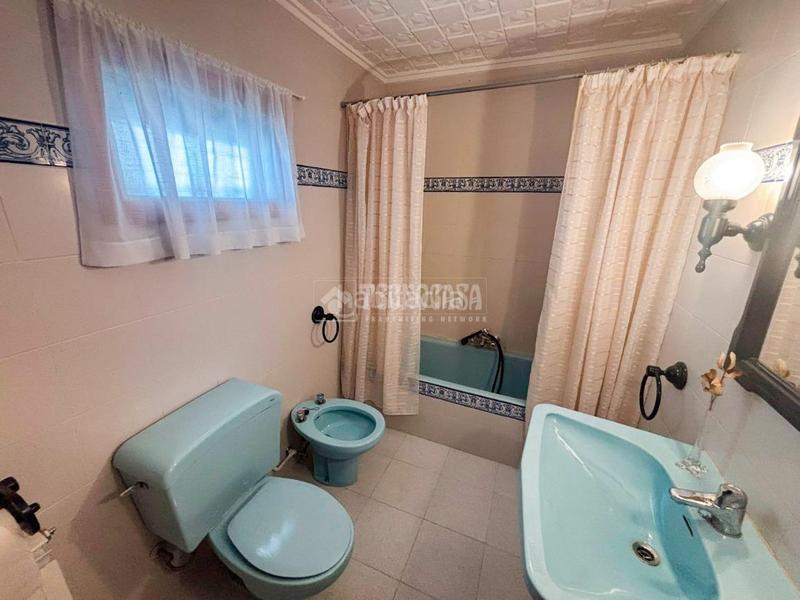 Foto 11baab2e-47d9-43b8-ba2b-5b92ad0006a1. Casa aparellada amb calefacció aparcament a Tauste