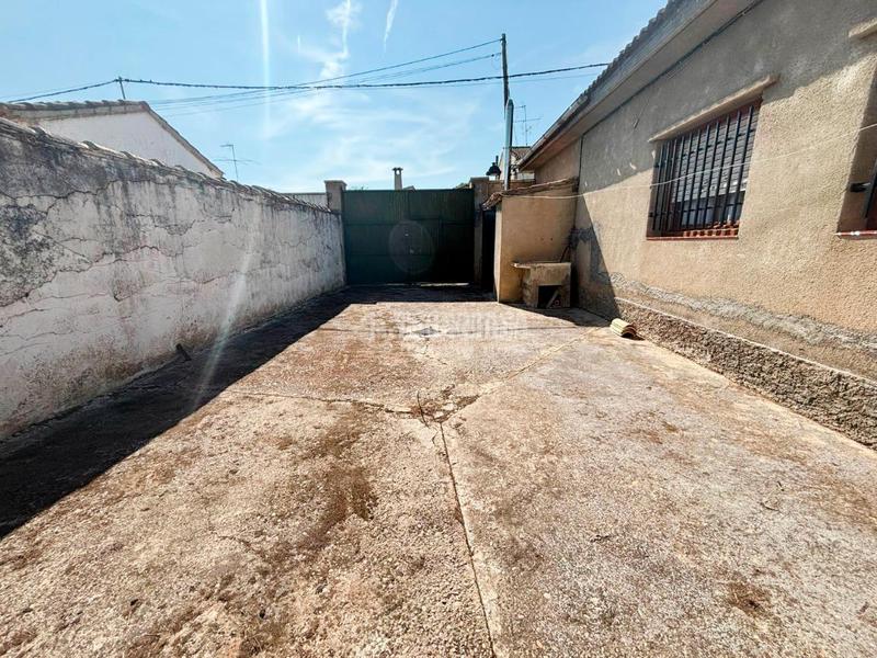 Foto 13a06231-1367-44b0-a78f-d39bc1ce39ac. Casa aparellada amb calefacció aparcament a Tauste