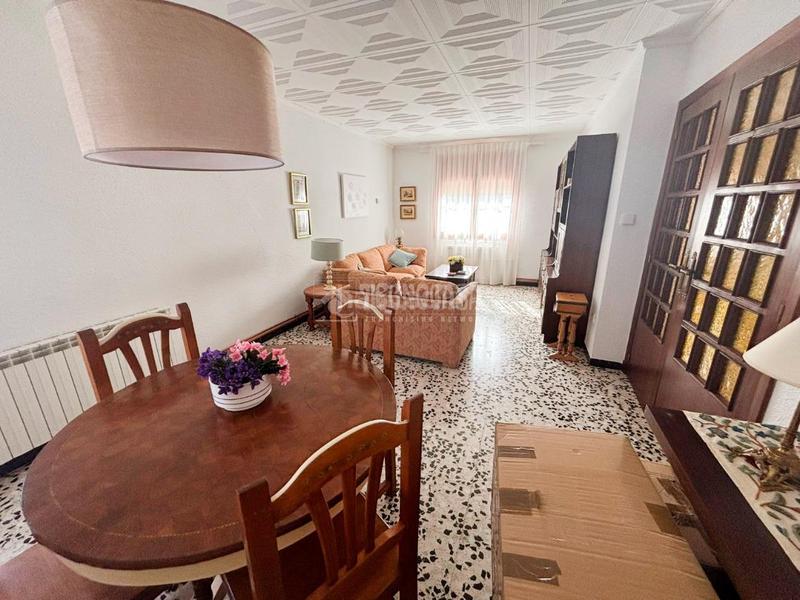 Foto 49bd99d1-cec6-4711-b78d-f08184a04fdf. Casa aparellada amb calefacció aparcament a Tauste