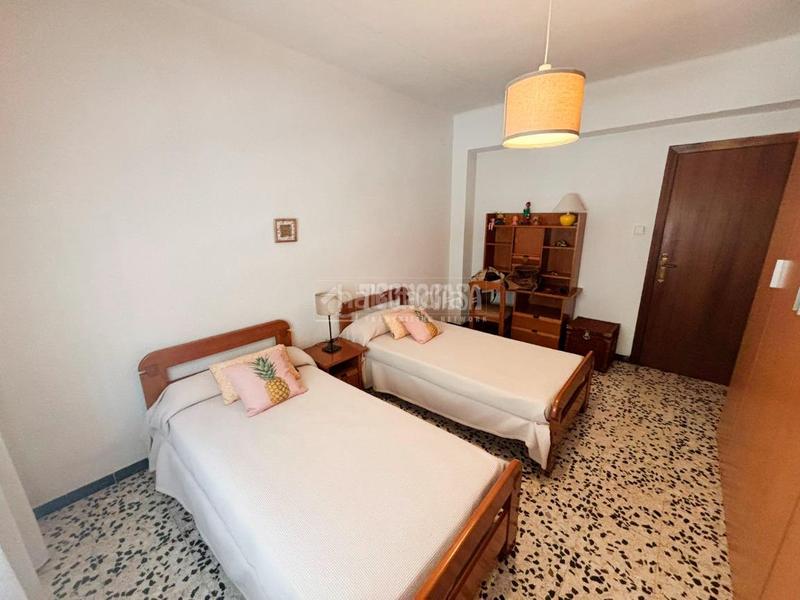 Foto b9943843-f986-43e9-b38b-ddd6046d6e57. Casa aparellada amb calefacció aparcament a Tauste