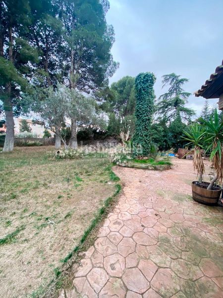 Foto 75f09ae6-36d0-469f-bca8-d8cd554f5d6d. Casa aparellada amb calefacció aparcament a Sobradiel