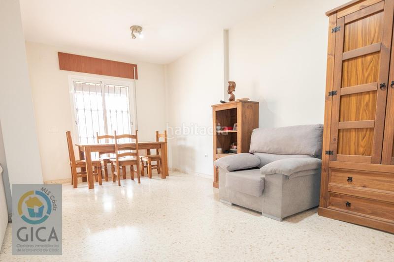 Foto 4518119d-61d7-44a1-80cb-134279258634. Casa aparellada amb aparcament a La Granja - La Colina - Los Pastores Algeciras