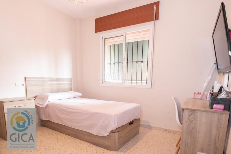 Foto 920c704c-7dd1-41ca-bfd2-1491d547aebb. Casa aparellada amb aparcament a La Granja - La Colina - Los Pastores Algeciras