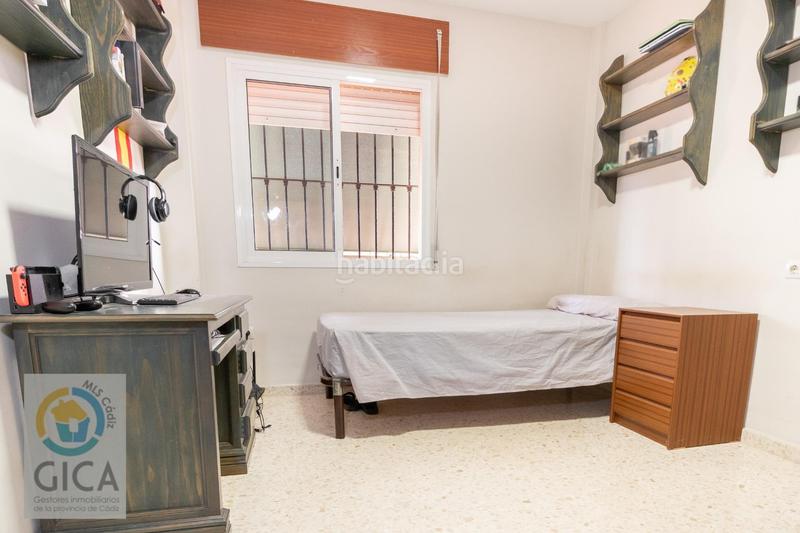 Foto 9842b2b0-113d-4fd2-951c-3c6b7de5ab7e. Casa aparellada amb aparcament a La Granja - La Colina - Los Pastores Algeciras