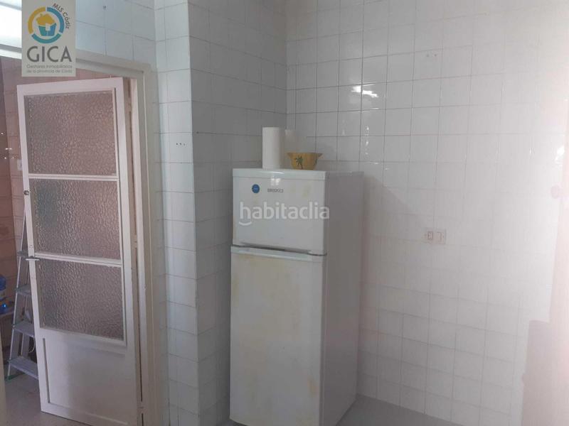 Foto ca5761db-b9b8-4b43-acf4-f535b94268d2. Piso luminoso piso en Pescadores - Saladillo Algeciras