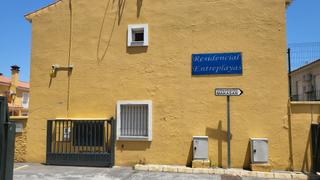 Lloguer Casa adossada a El Rinconcillo. Adosado rinconcillo alquiler de temporada, disponible de septiem