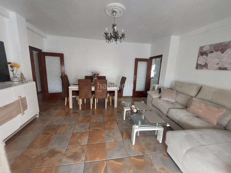 Foto 577b6d6c-12df-42ed-9a12-5889bb31e5a5. Location appartement dans San Bernabé Algeciras