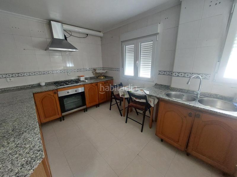 Foto eb33d4d5-7dab-4518-b490-f7fa2c76029e. Location appartement dans San Bernabé Algeciras