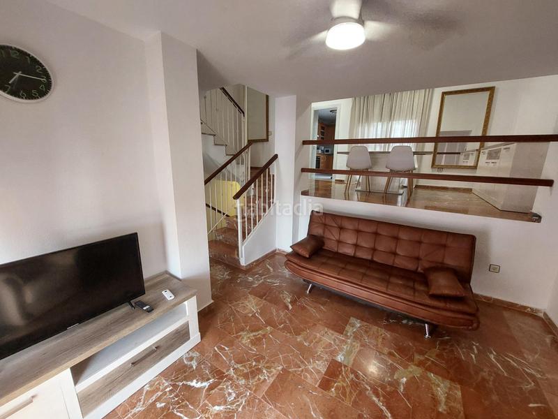 Foto 92b4ff4f-2c2f-4e91-bab6-42a7aa42944a. Lloguer casa adossada amb aparcament piscina a San García Algeciras