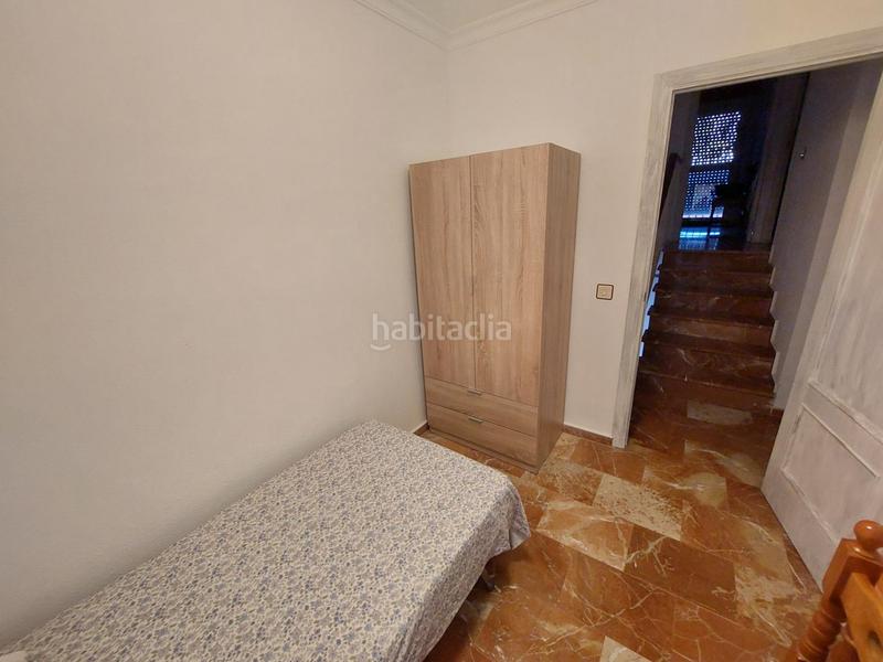 Foto ba7dd28e-52a6-476c-b267-6b95009c61cb. Location maison jumelée avec parking piscine dans San García Algeciras