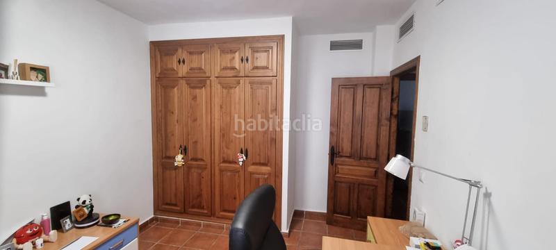 Foto f28e8b9d-b441-48e6-97ce-f3da1ed4b129. Haus mit parking in El Rinconcillo Algeciras