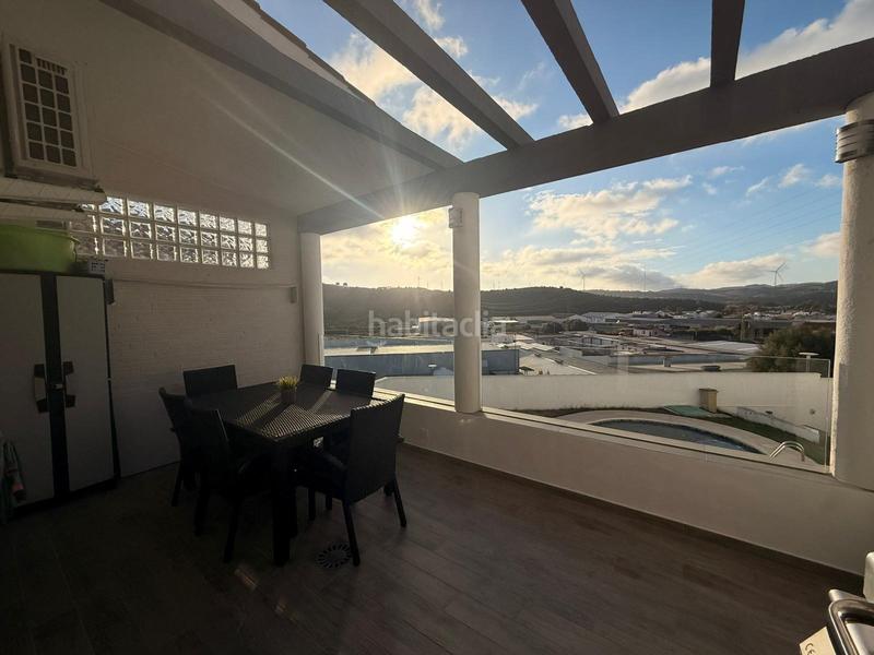 Foto 538de354-e93f-4e0b-b458-a352fe4b9004. Xalet amb aparcament a Taraguilla-Estación San Roque