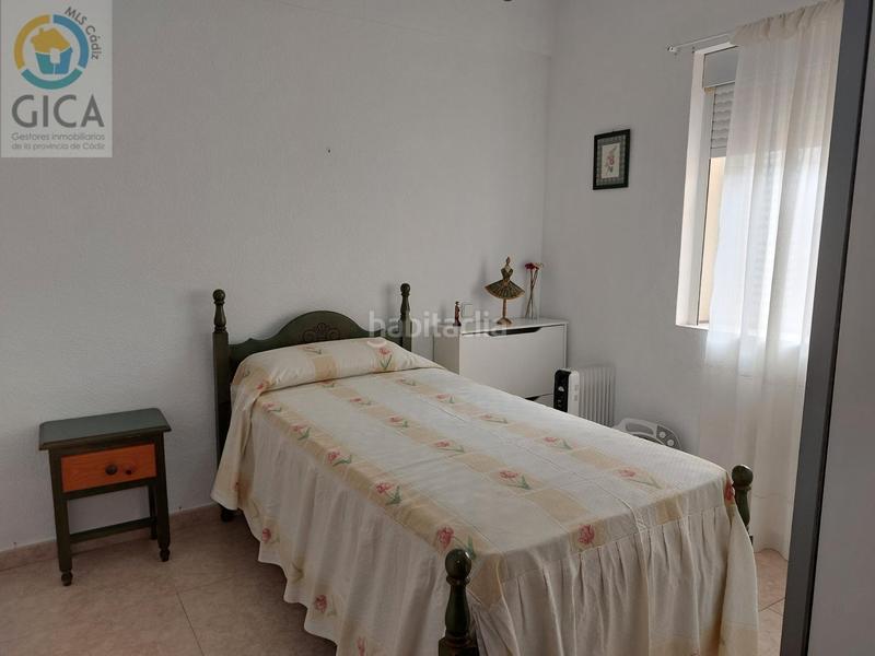 Foto 22dd87c5-33a9-4d05-8315-d11499c0fe93. Piso amplio piso en zona virgen de la palma en Bajadilla - Fuente Nueva Algeciras