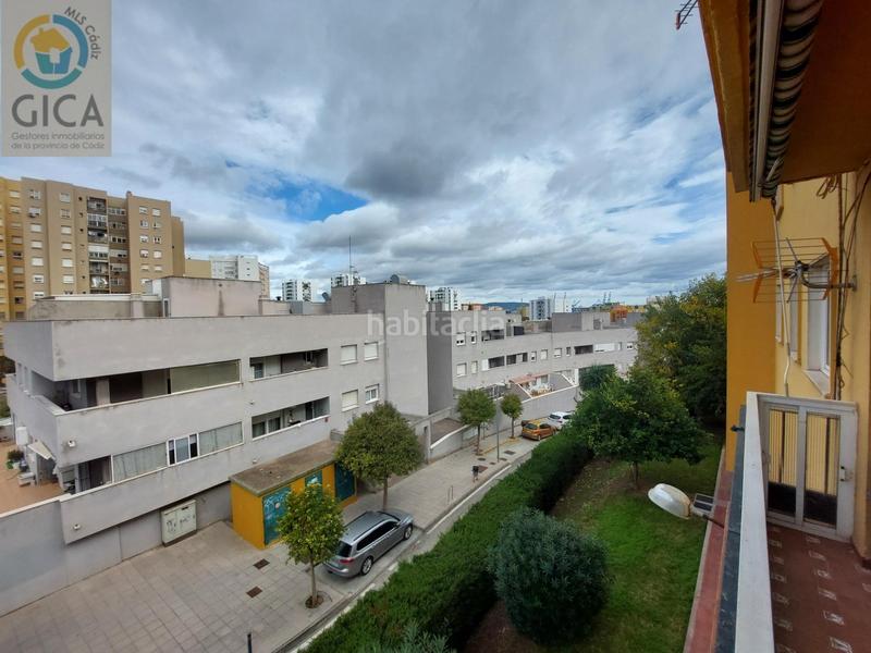 Foto c9c4f1d3-c778-4cf8-b3ae-9cbb574c9bce. Piso amplio piso en zona virgen de la palma en Bajadilla - Fuente Nueva Algeciras