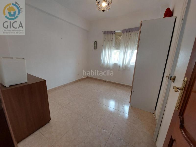 Foto cca77f7a-5f33-4018-847d-bad3f289e450. Piso amplio piso en zona virgen de la palma en Bajadilla - Fuente Nueva Algeciras