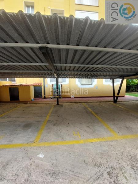 Foto cd2fa7b3-d42d-4cc1-8c1f-4b3b9b89ab9a. Piso amplio piso en zona virgen de la palma en Bajadilla - Fuente Nueva Algeciras