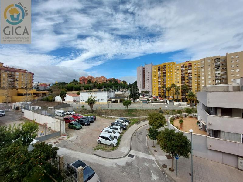 Foto e683adec-11ea-4212-aa28-18945ea07ec2. Piso amplio piso en zona virgen de la palma en Bajadilla - Fuente Nueva Algeciras