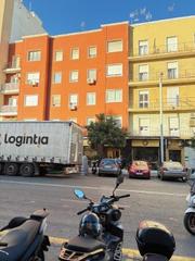 Pis  Avenida de las fuerzas armadas. Piso en venta en avenida fuerzas armadas