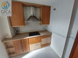 Appartement  Calle rosario puerto. Estupendo piso con vistas en san bernabé vivienda vpo