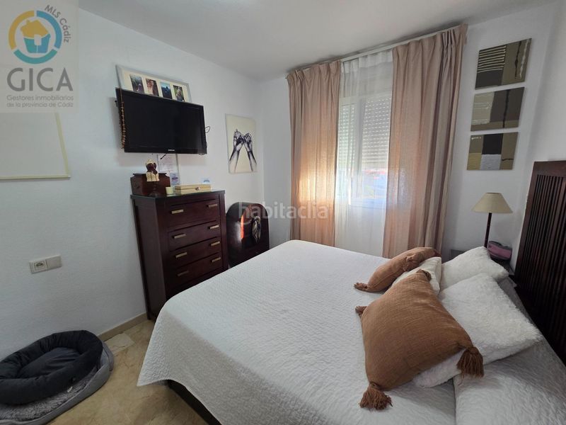 Foto 0a22cc5e-8059-47cb-931d-e74d0bb64cc0. Flat with parking in Casco Antiguo Algeciras