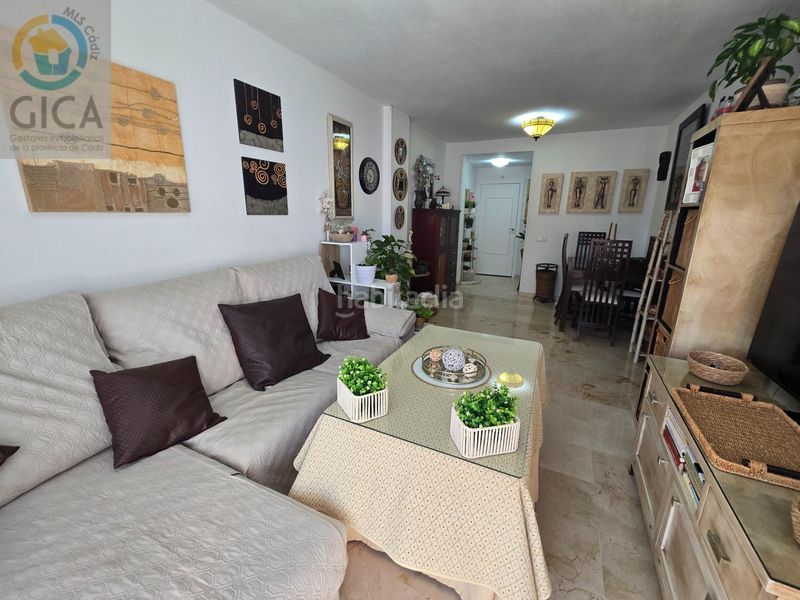 Foto f603ca91-9fb3-40f6-98f9-f3101461844b. Flat with parking in Casco Antiguo Algeciras