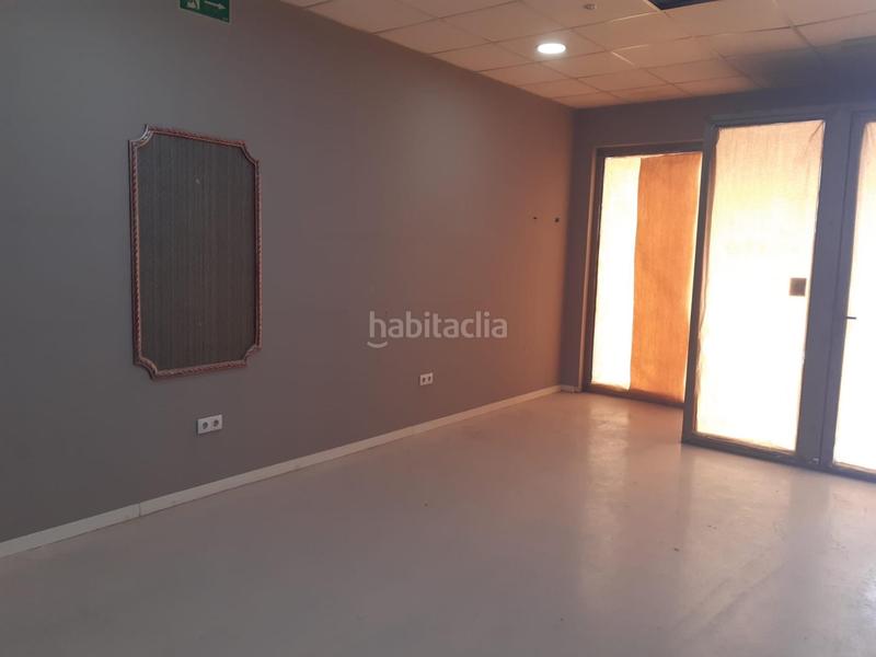 Foto 86622ff7-b886-4565-9161-88ee897c265e. Alquiler local comercial local en alquiler 800iva en Algeciras