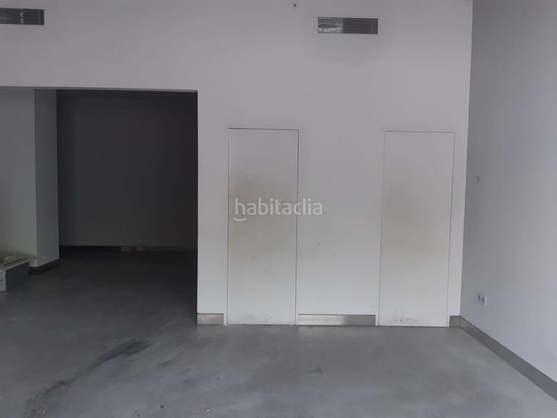 Foto cfecf6bc-5bd2-4ef6-b752-ae418878a1d4. Location local commercial dans La Reconquista - El Rosario Algeciras