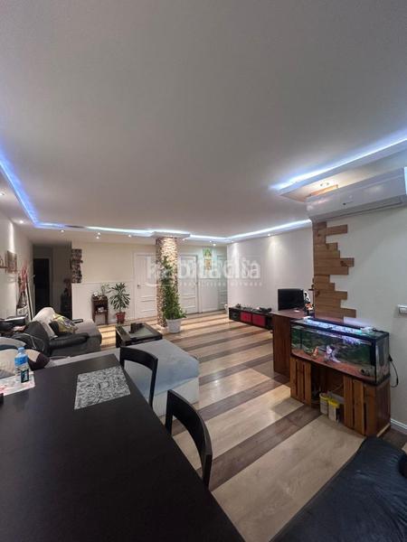 Foto 6907fea0-c630-4faf-a2b0-4c5888c7d443. Appartamento con piscina in Estación Valdemoro