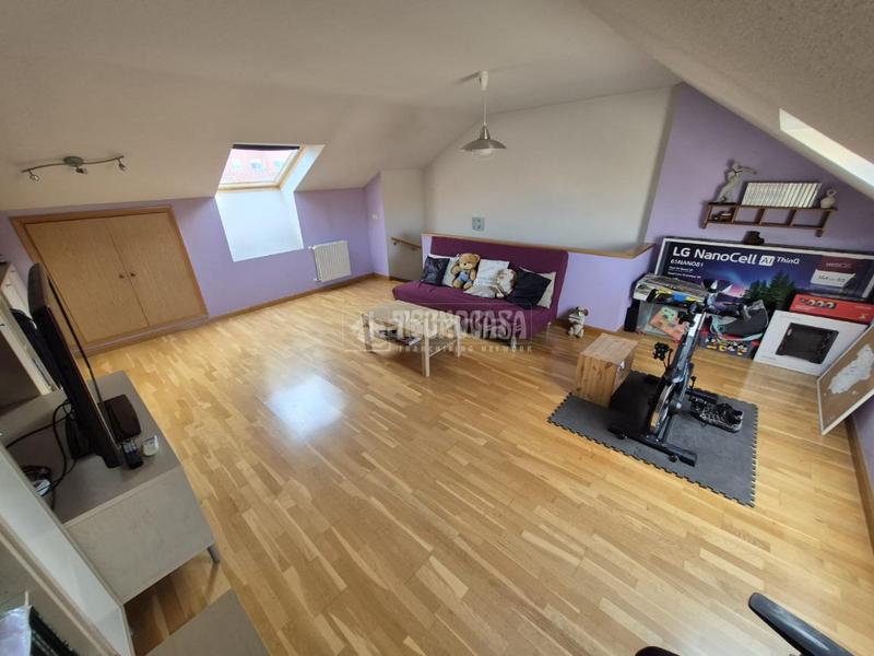 Foto 2cb72014-b0dd-4113-8e37-29e855be2a31. Casa bifamiliare con riscaldamento parcheggio in Estación Valdemoro