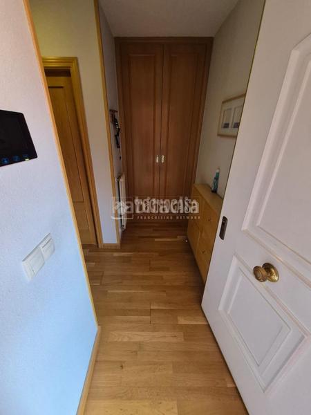 Foto 3c1eda15-ffe6-4701-97a1-f70c3b9f52f1. Casa bifamiliare con riscaldamento parcheggio in Estación Valdemoro