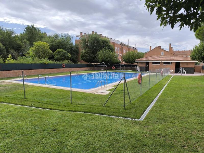 Foto 7f2434b0-3765-4124-831c-6b1fffe88567. Casa bifamiliare con riscaldamento parcheggio in Estación Valdemoro