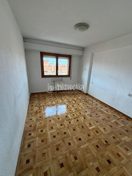 Foto d455010d-0a06-4db4-951b-ce16cd257835. Pis amb calefacció a Centro Valdemoro