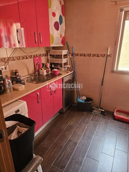 Foto 79380fbe-ac5e-45ba-8eff-1aaa0a98e25d. Piso  en venta en Centro Valdemoro