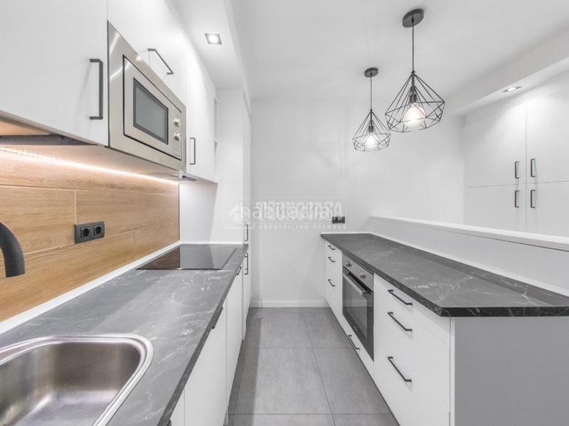 Foto 12252b75-a7ab-4a15-9ce2-6ae27dffa904. Piso  en venta en Cuatro Caminos - Azca Madrid