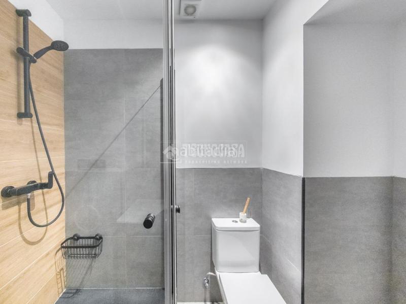 Foto 40f45e37-64a0-4adb-bd36-050a5e035d88. Piso  en venta en Cuatro Caminos - Azca Madrid