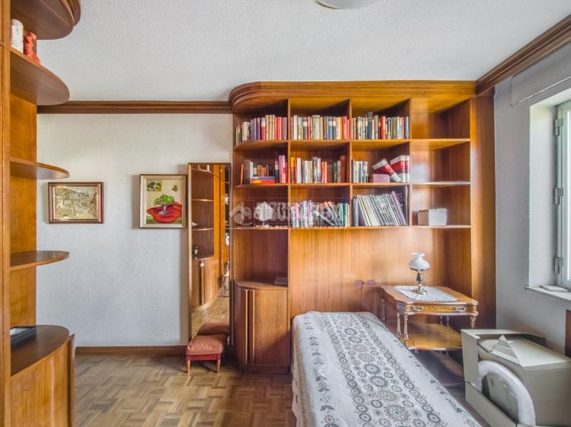 Foto 1b44ccd4-82bd-4816-93e7-9898068f0ad1. Piso  en venta en Castillejos-Cuzco Madrid