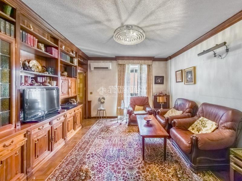 Foto c81a099a-0662-4ca0-8108-58ef3e2b7713. Piso  en venta en Castillejos-Cuzco Madrid