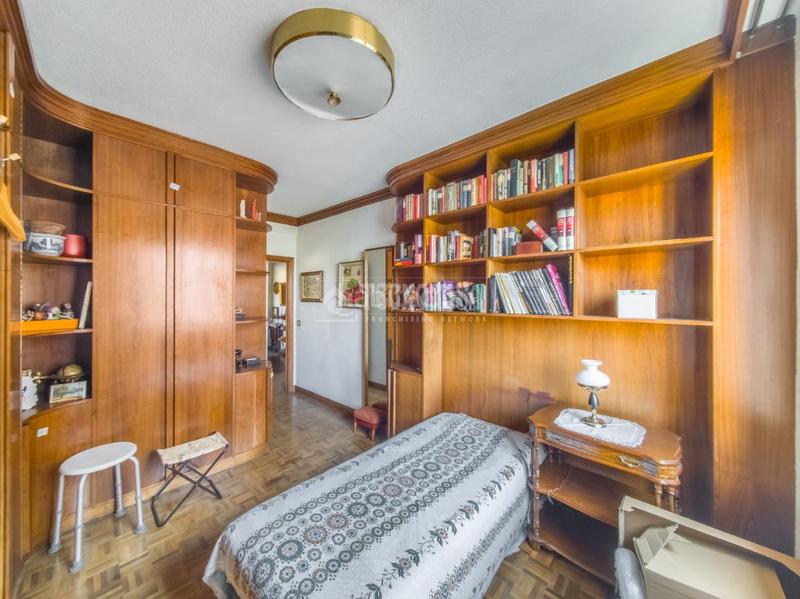Foto d20ecefc-3c73-4a35-80b2-be2287c643e8. Piso  en venta en Castillejos-Cuzco Madrid