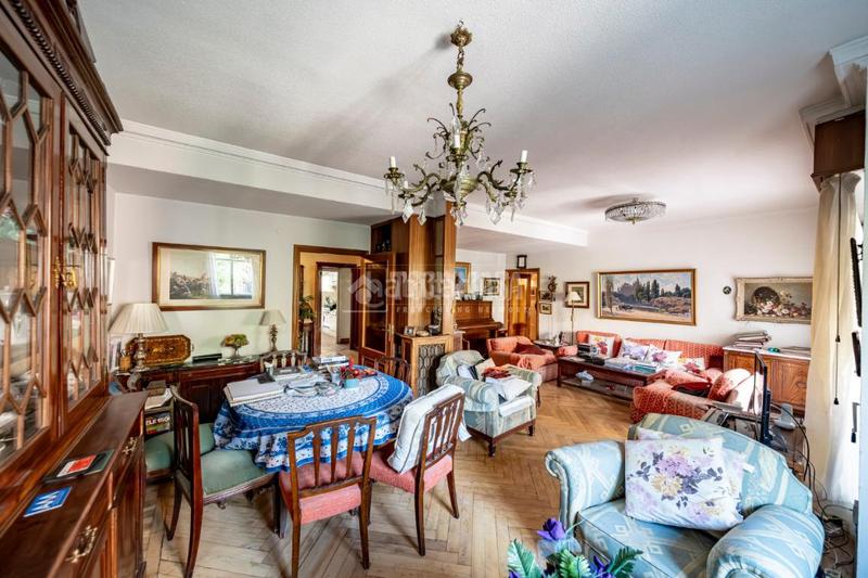 Foto 1f285eee-abeb-4ec6-a0e4-0a31b94d1300. Etagenwohnung mit heizung in Cuatro Caminos - Azca Madrid