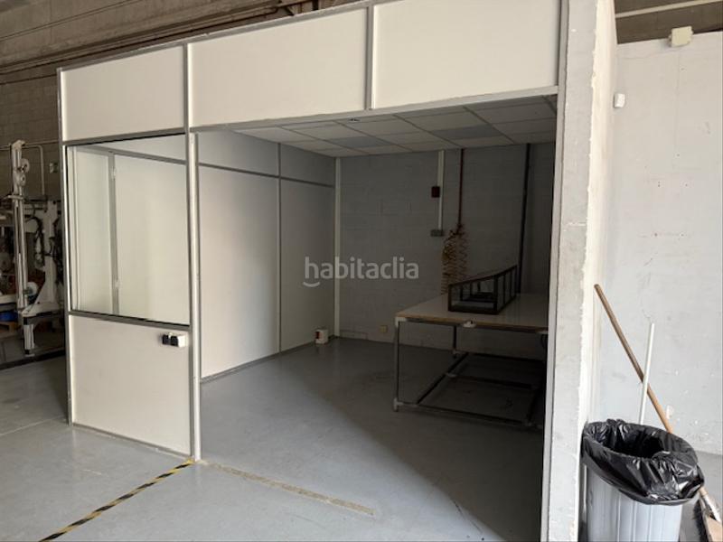 Foto 67e3f5c7-5c18-4e2e-acb6-55ef16f1addf. Affitto locale commerciale in Can Calders Sant Feliu de Llobregat