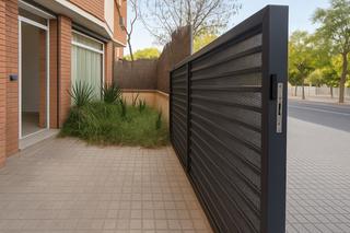 Lloguer Local Comercial a Centrevila. Local en alquiler