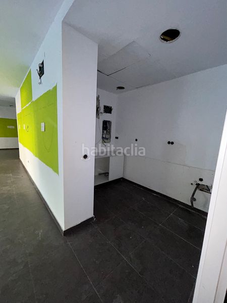 Foto 91d967a3-28e8-44e5-bd9b-bfa050cac613. Lloguer local comercial a carrer de la llibertat 162 a Sagunt